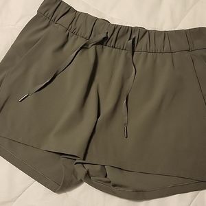 Lululemon Shorts Size 8